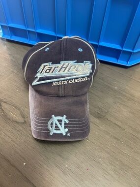 North Carolina Tar Heels Navy & Carolina Blue Hat